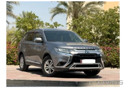 Mitsubishi Outlander  2019